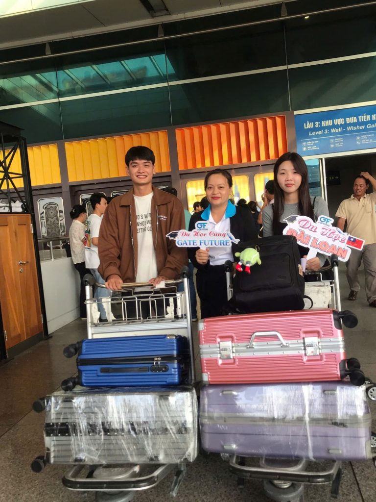 Hồ Thị Ái Nhi và Nguyễn Văn Hạ cùng bay sang Đài Loan