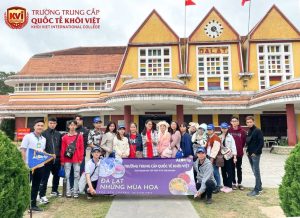 Chuyến dã ngoại “Đà Lạt những mùa hoa” của học sinh Khôi Việt